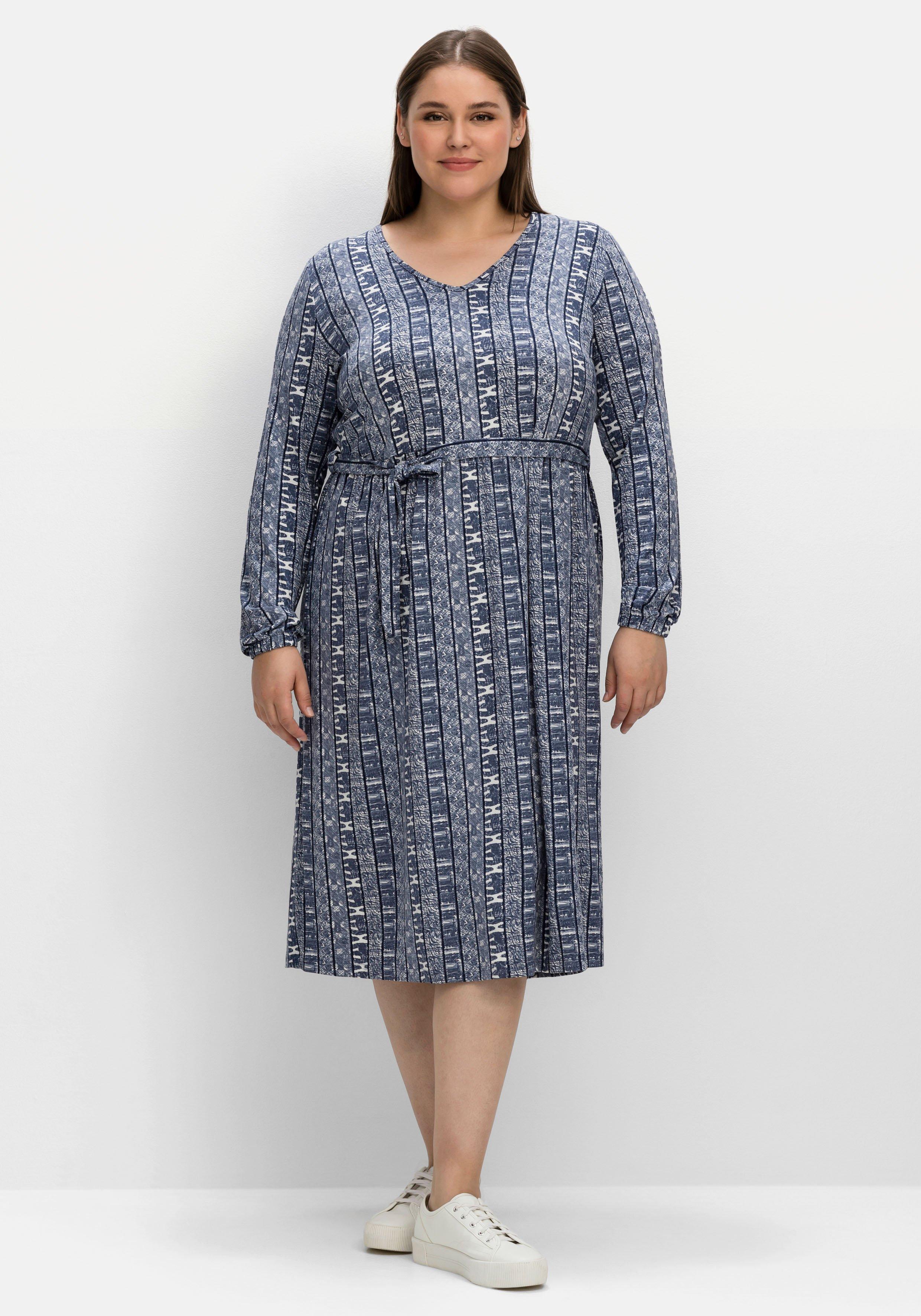 Jerseykleid mit Streifendruck, in Midilänge