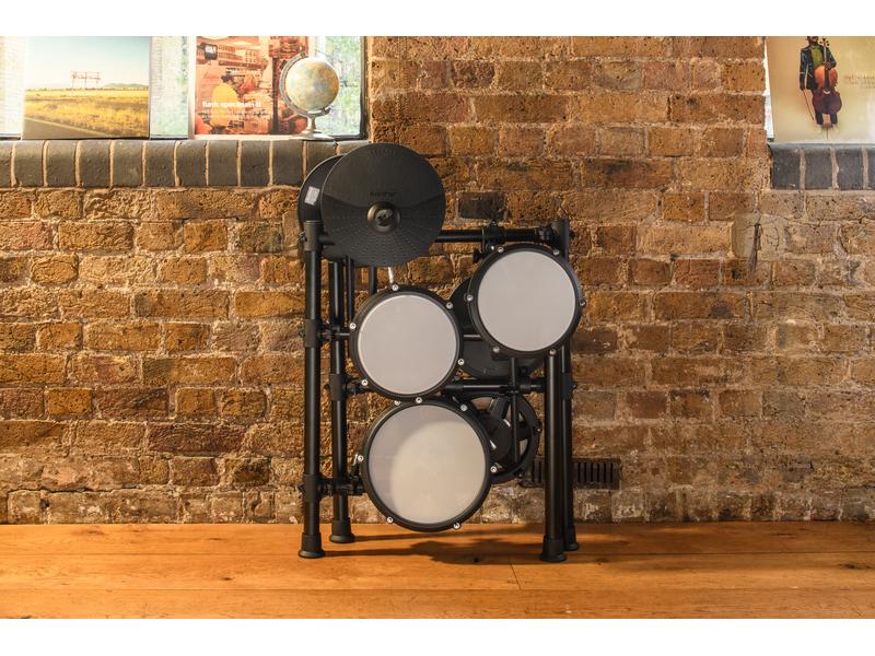 Alesis E-Drum Nitro Max Kit 8-teiliges E-Drum Komplettset