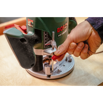 Bosch bovenfrees POF 1400 ACE