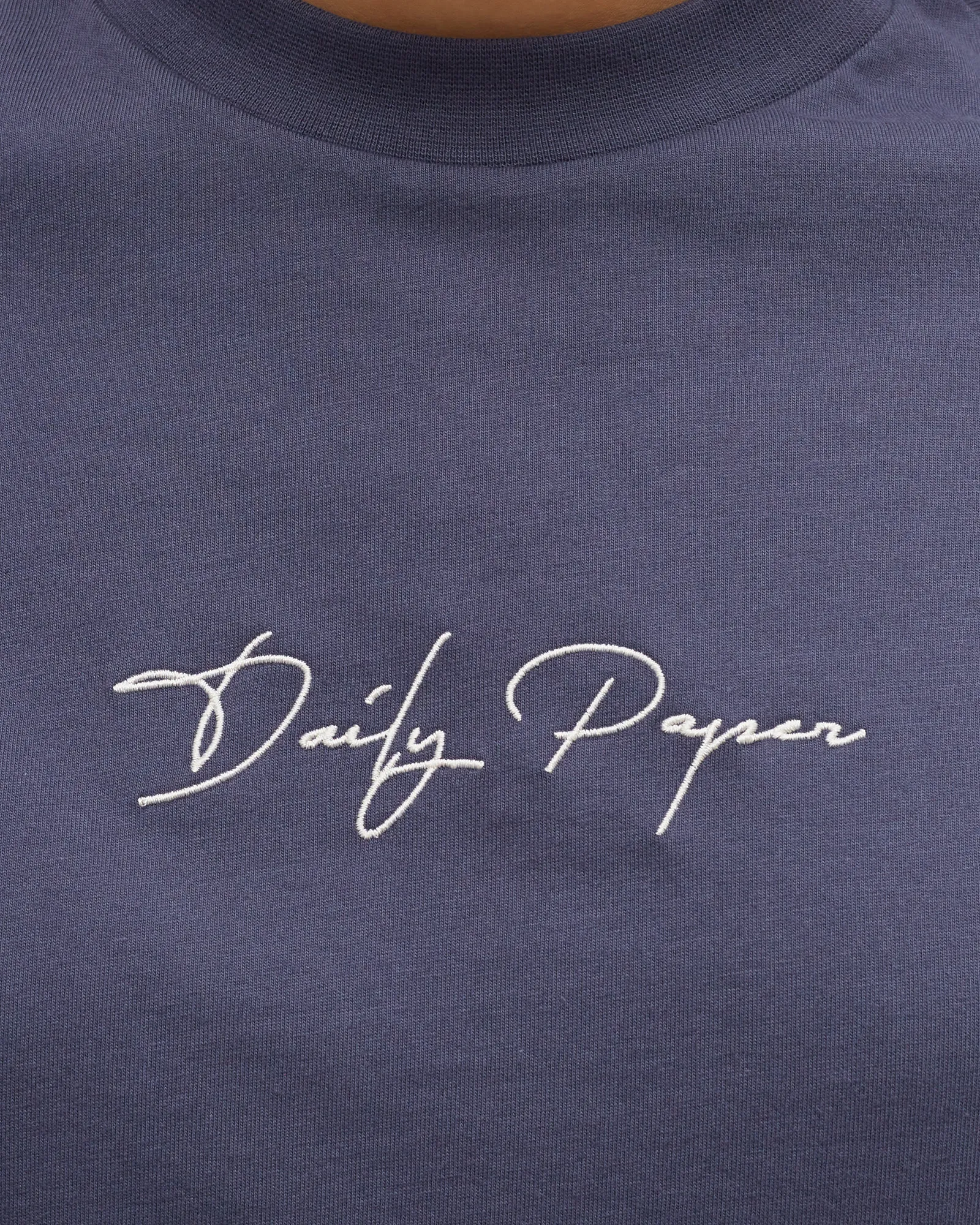 Daily Paper ESY SCRIPT TEE