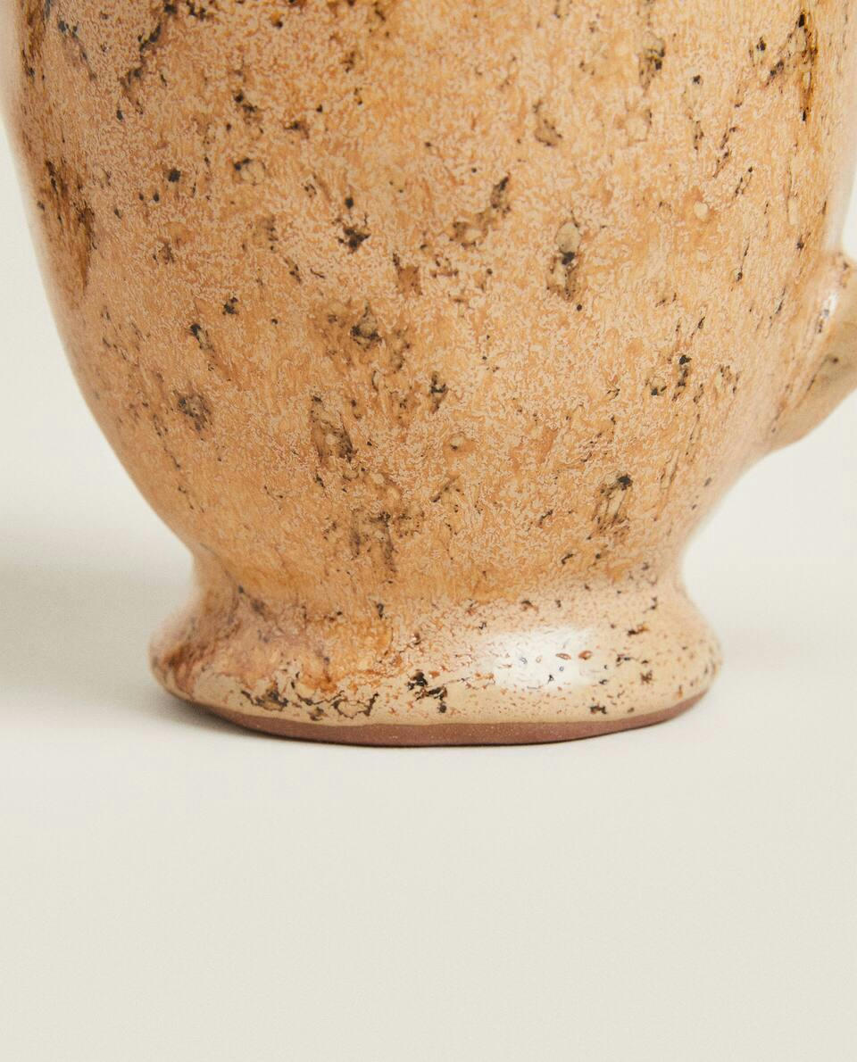 XÍCARA DE TERRACOTA