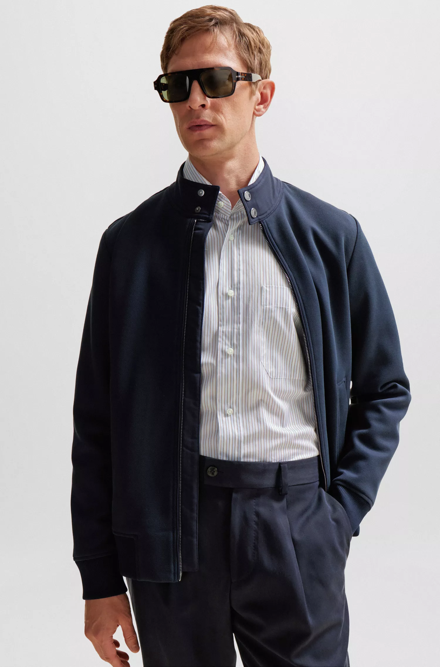 Camisa BOSS Camel de corte regular em sarja de algodão listrada