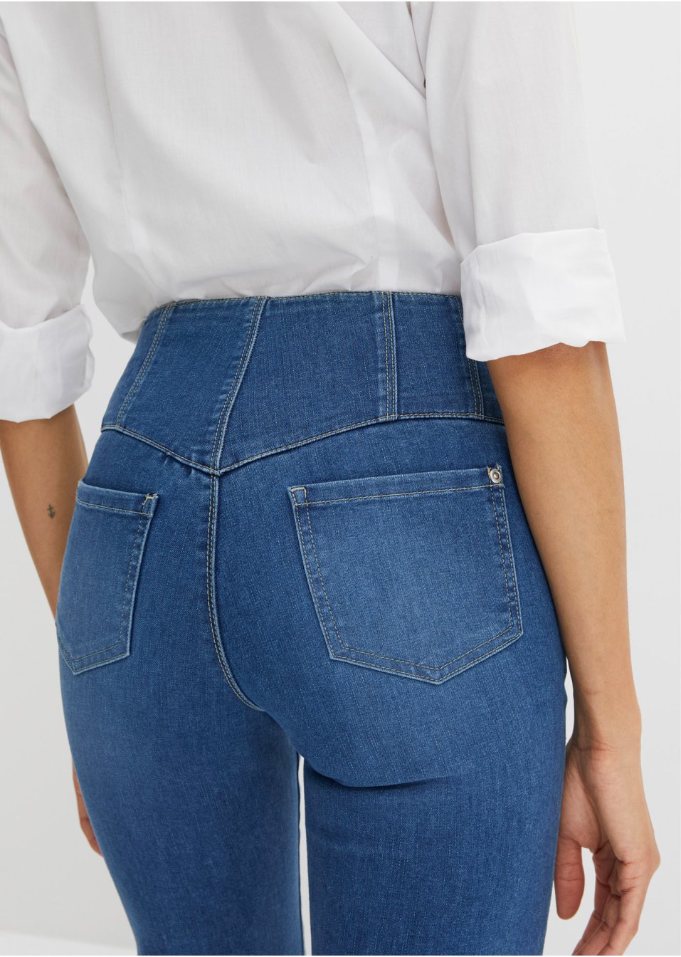Jean flare taille haute avec polyester recyclé