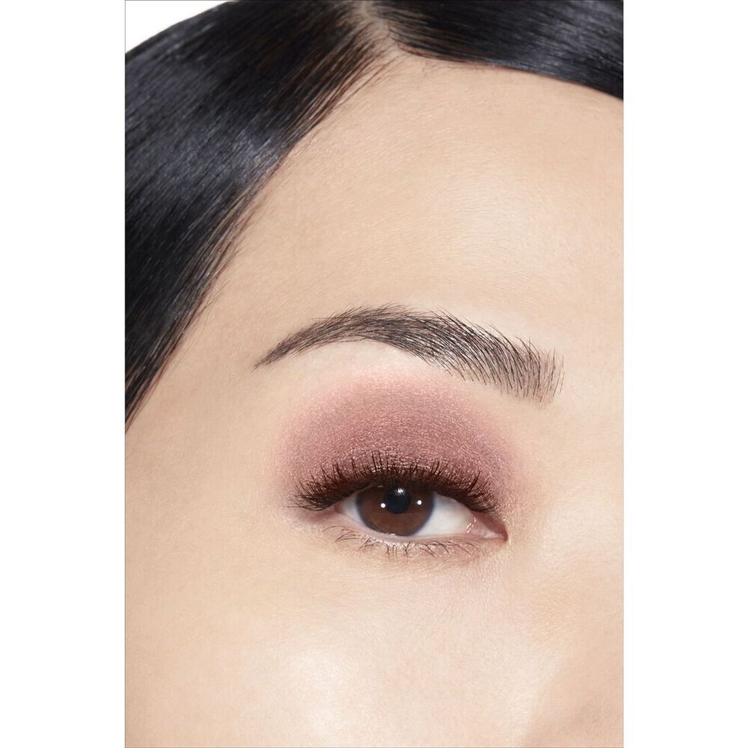Rouge Noir OMBRE ESSENTIELLE