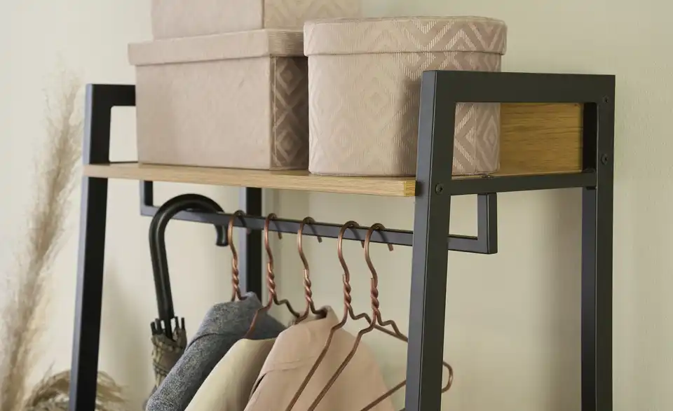 Garderobe Chone