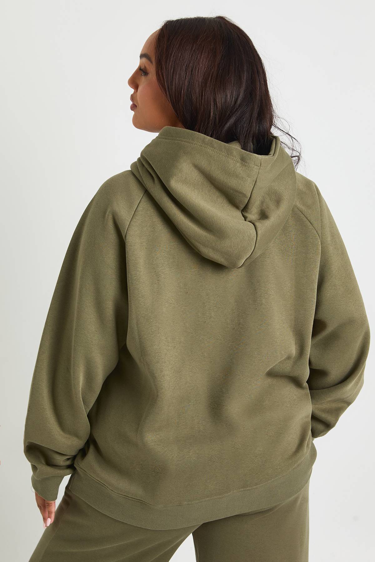 boohoo Hoodie basique oversize Plus Core à couture raglan