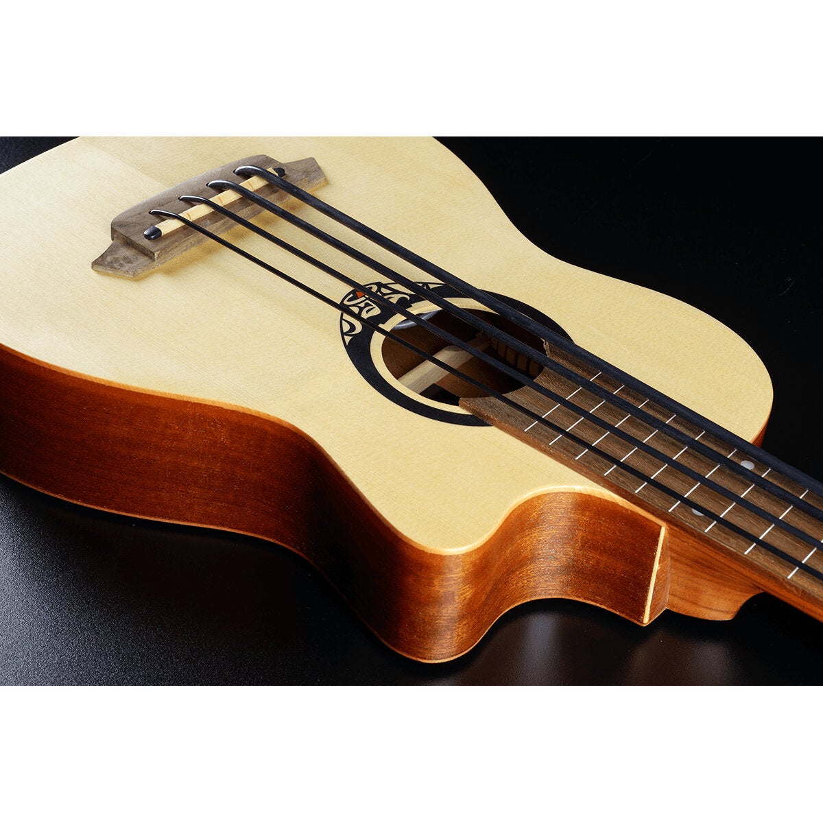 LAG Guitars Tiki Uku TKB150FCE Fretless Tiki Bass fretloze elektrisch-akoestische bas-ukelele met gigbag