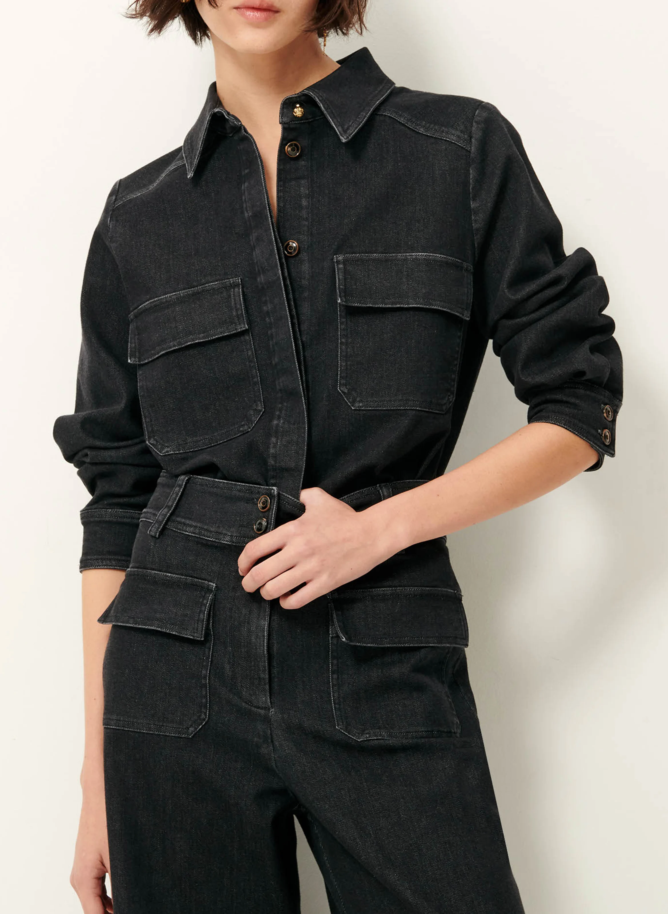 GUGGEN - Veste courte droite en denim de coton léger | Noir