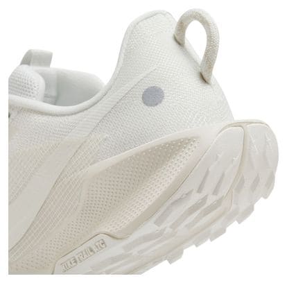 Chaussures Trail Nike Pegasus Trail 5 Blanc Femme