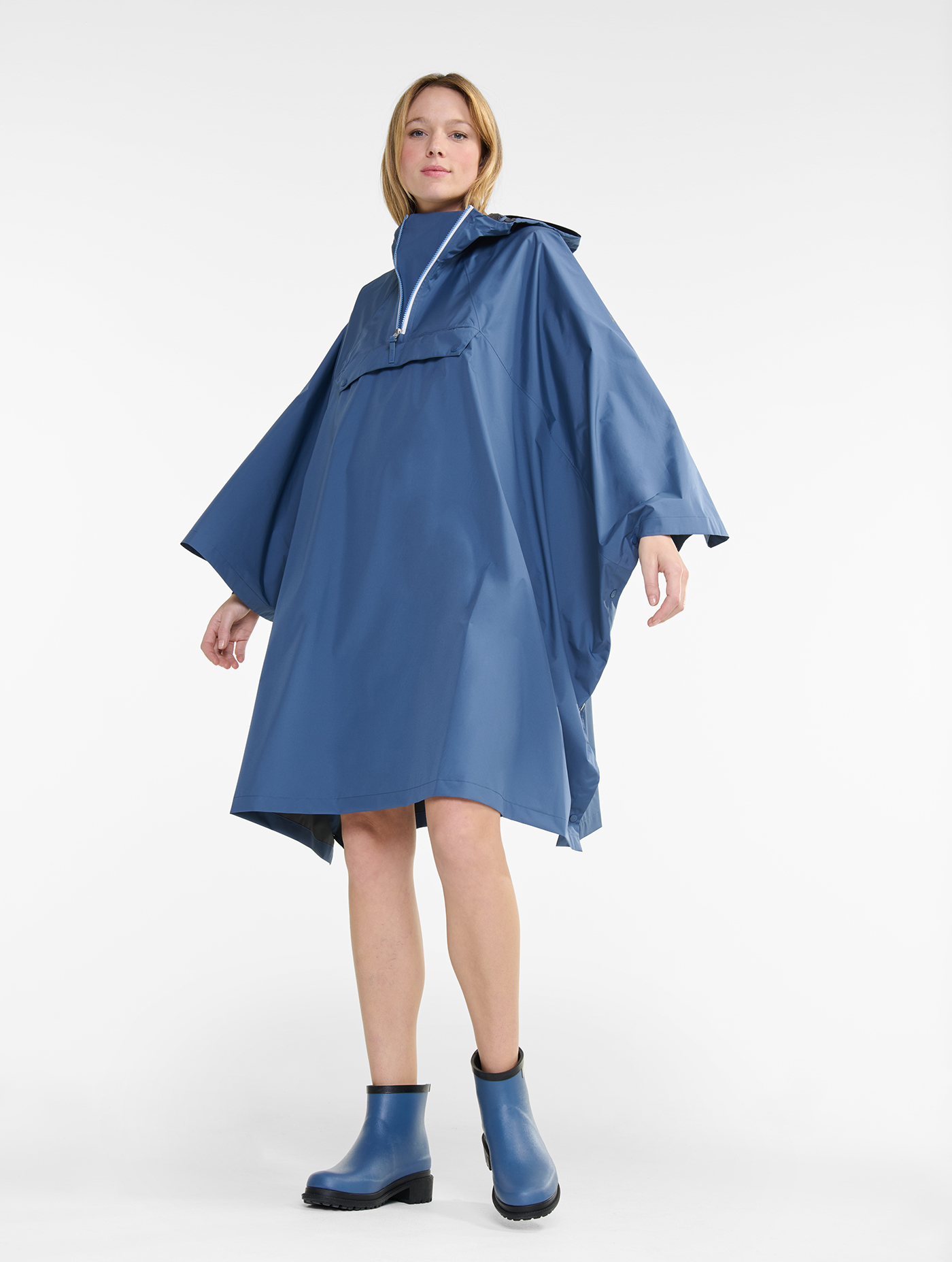 Rainpack 100 : Poncho imperméable mixte MTD  pliable MARAIS