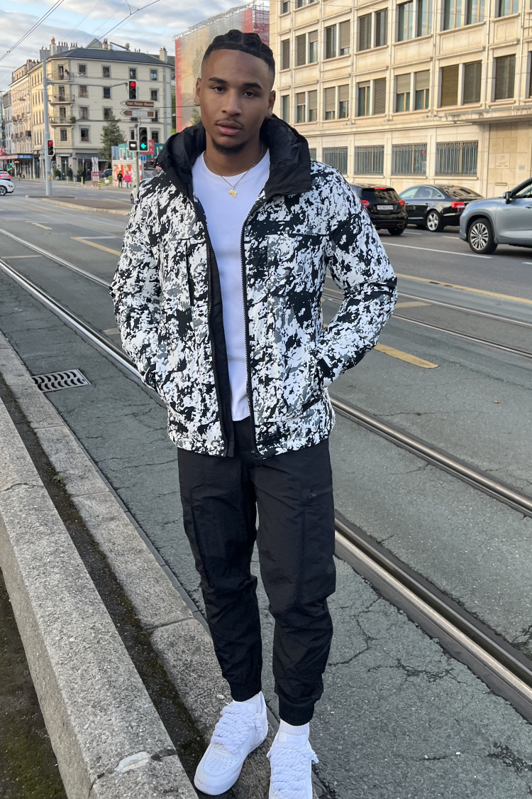 Parka noir camouflage à capuche