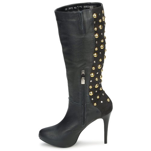 Carmen Steffens - 9112399001 Negro