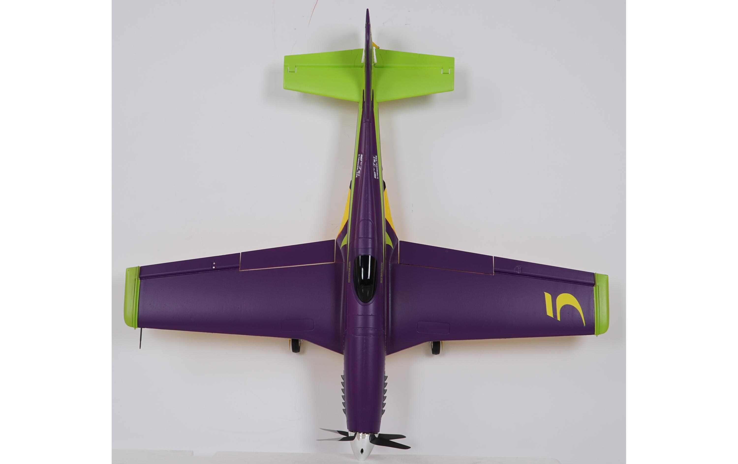Warbird Mustang P-51 Voodoo 1100 mm PNP<br>Airrace Warbird «Voodoo» als PNP Modell mit Brushless Antrieb und EInziehfahrwerk