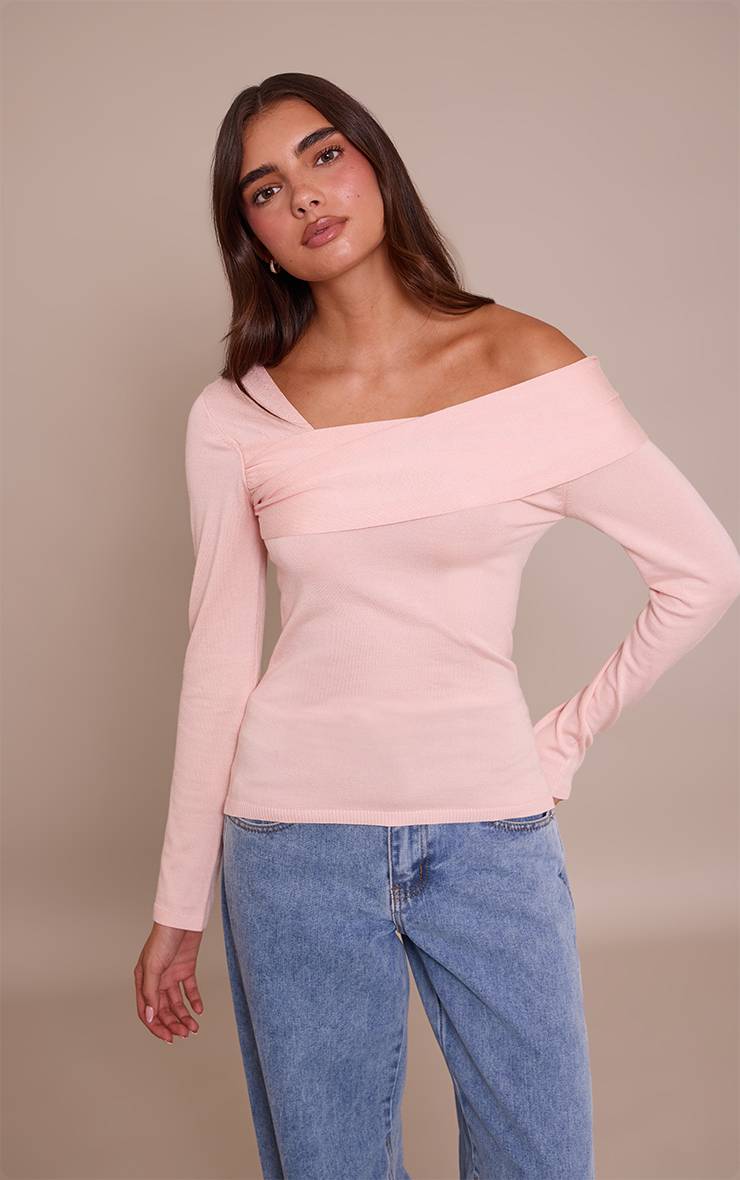 Rose Haut Tricoté Asymétrique À Épaule Dénudée Et Manches Longues