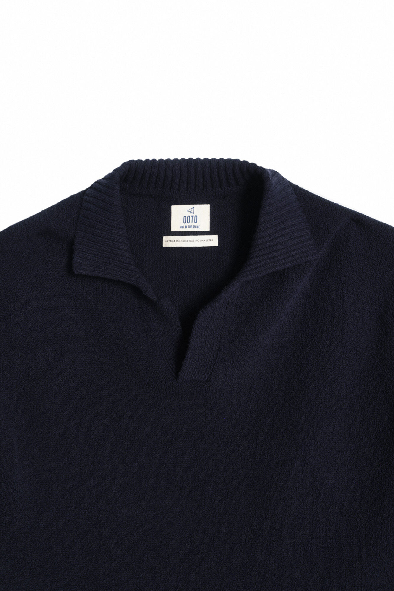 Suéter texturizado com gola aberta - Azul marinho