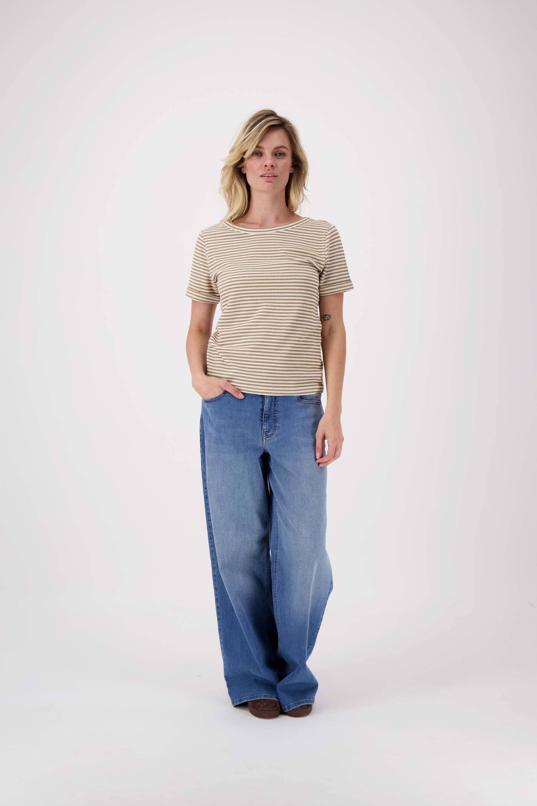 boothals top van crochet stof