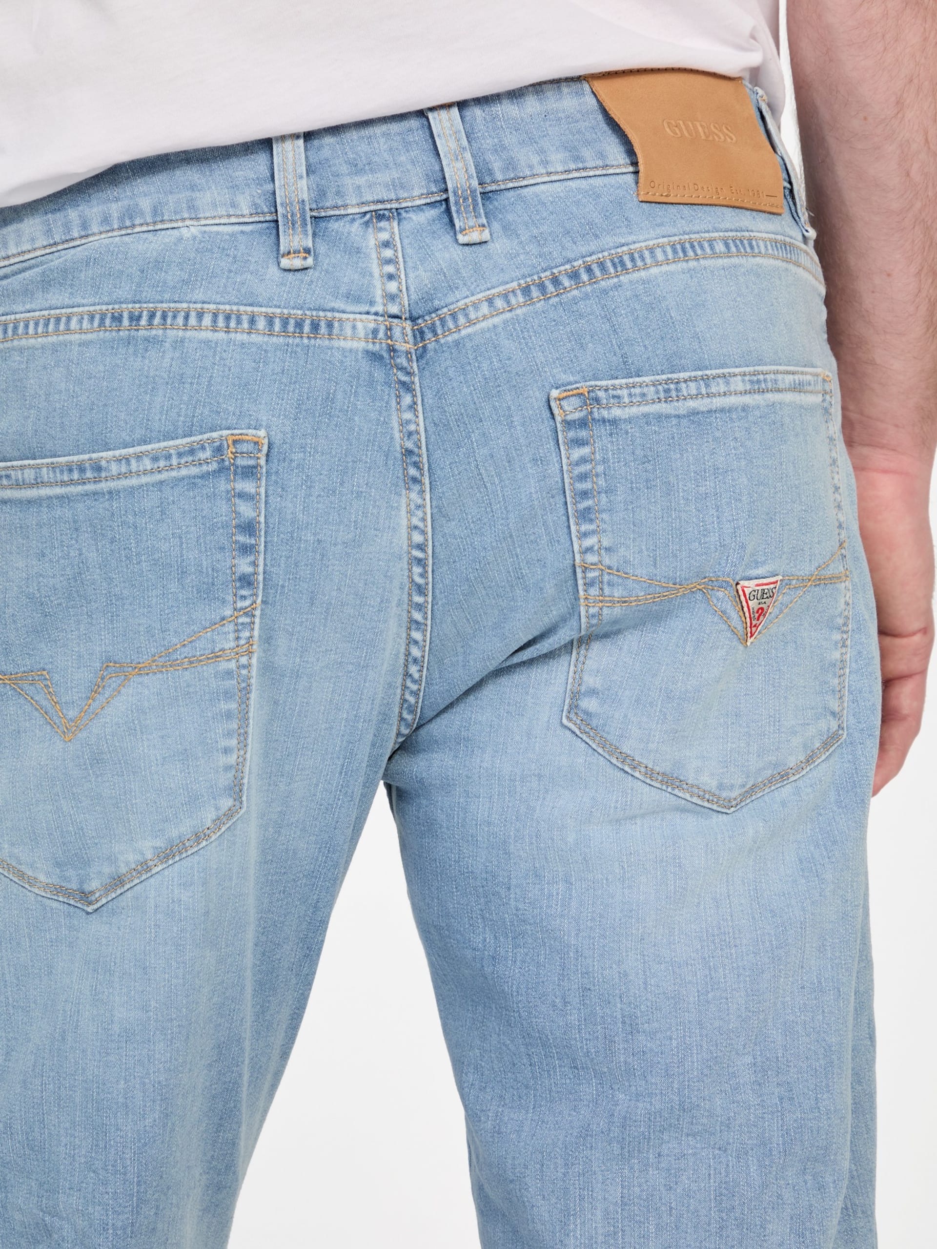Calça jeans reta slim fit da Eco Angels