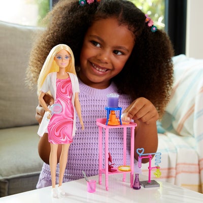 Barbie Deluxe Career Scientist Dukke