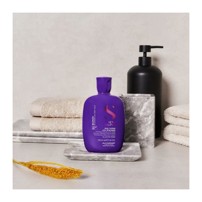 Shampooing anti-reflet jaune Blonde Semi Di Lino 250ml