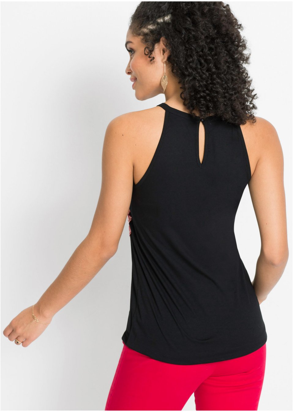 Top avec broderie