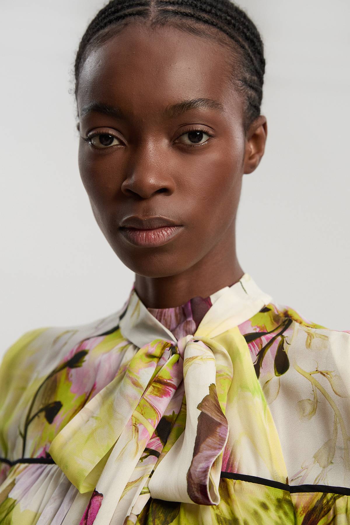KarenMillen Blouse En Viscose Tissée À Imprimé Floral Avec Col À Nouer