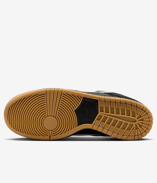 Nike SB Dunk Low Pro Schuh (black white black gum)