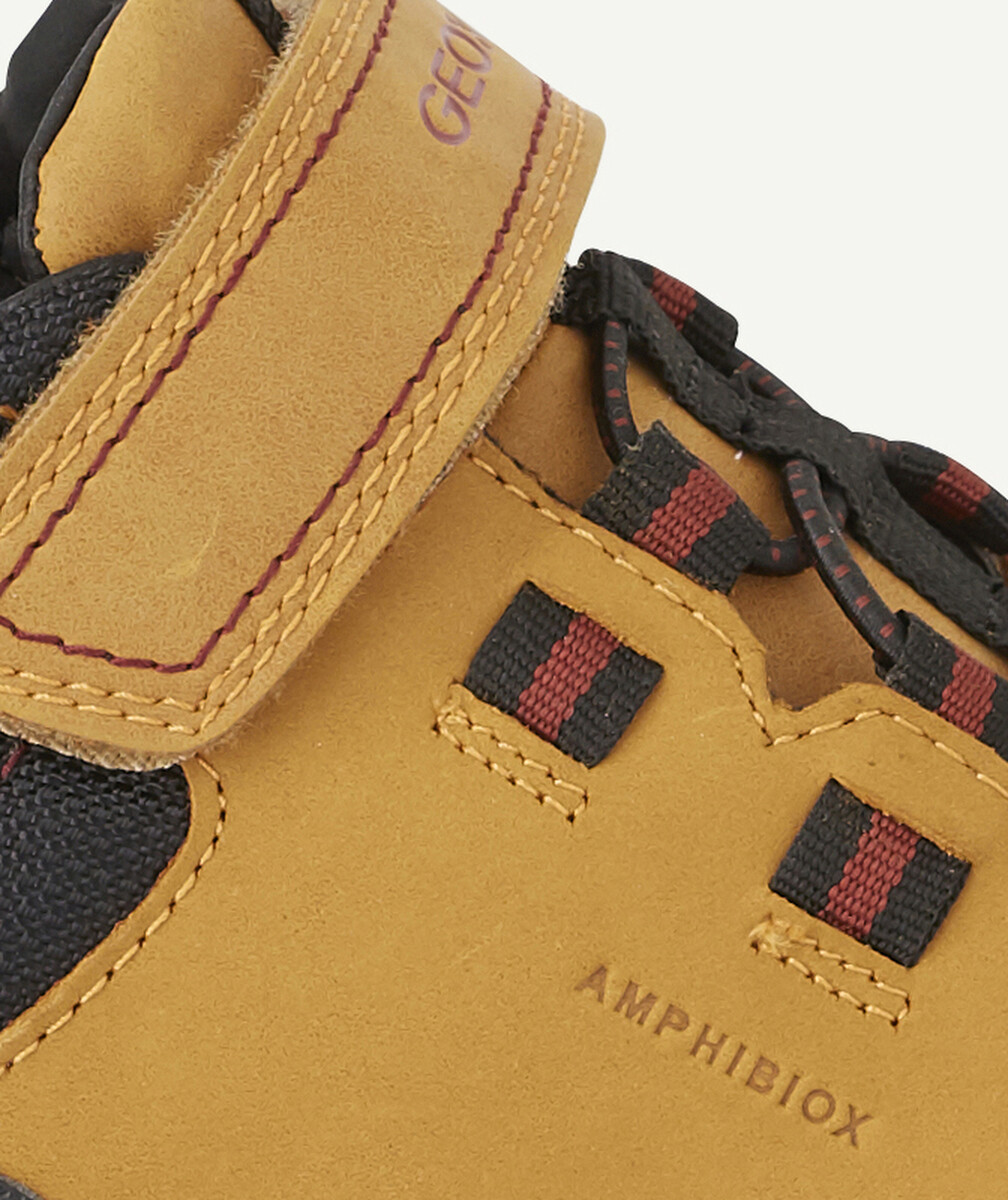 GEOXLES BOTTINES MONTANTES CAMEL ET NOIRE