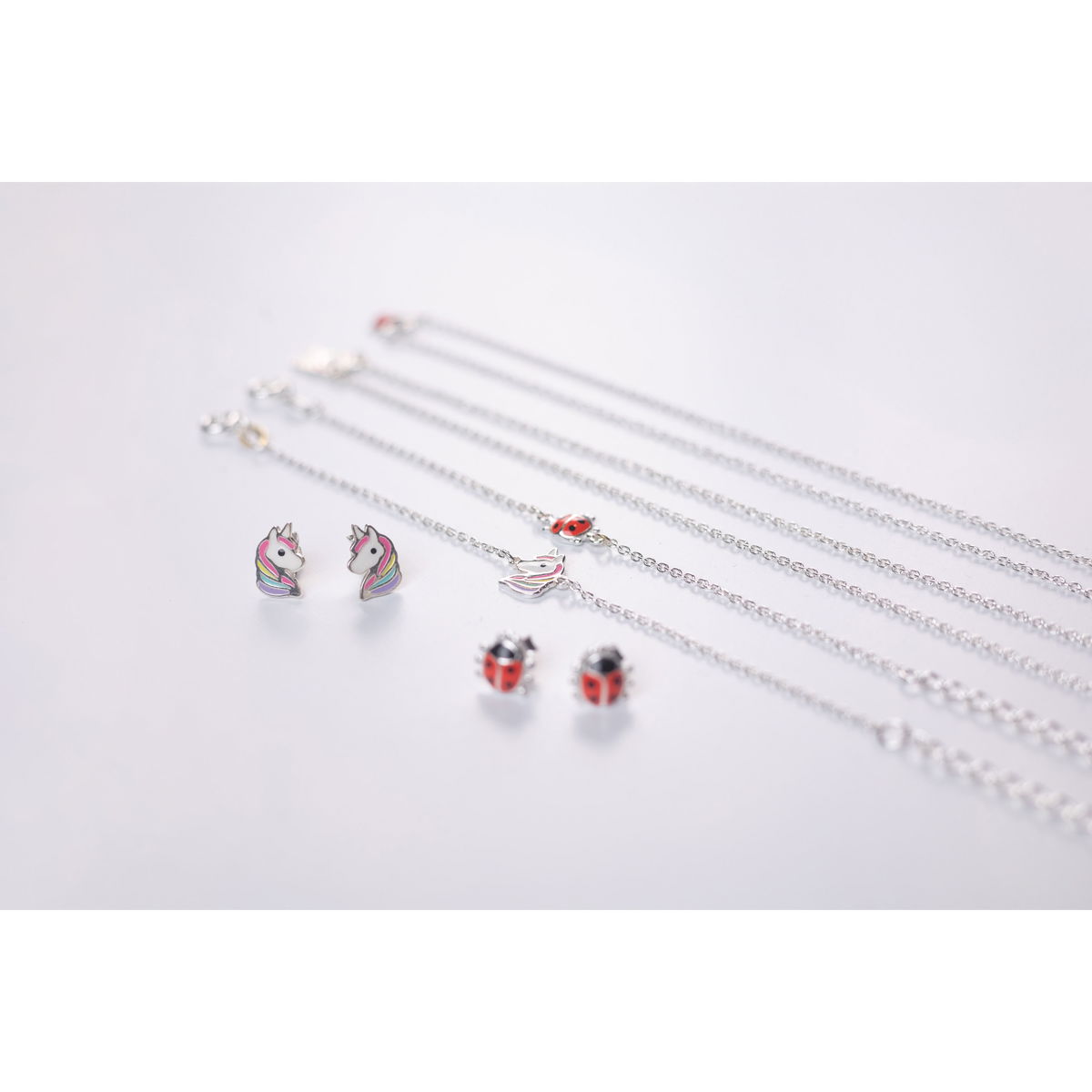 Martina SchmuckdesignMartina Schmuckdesign   Ohrstecker Magisches Pony