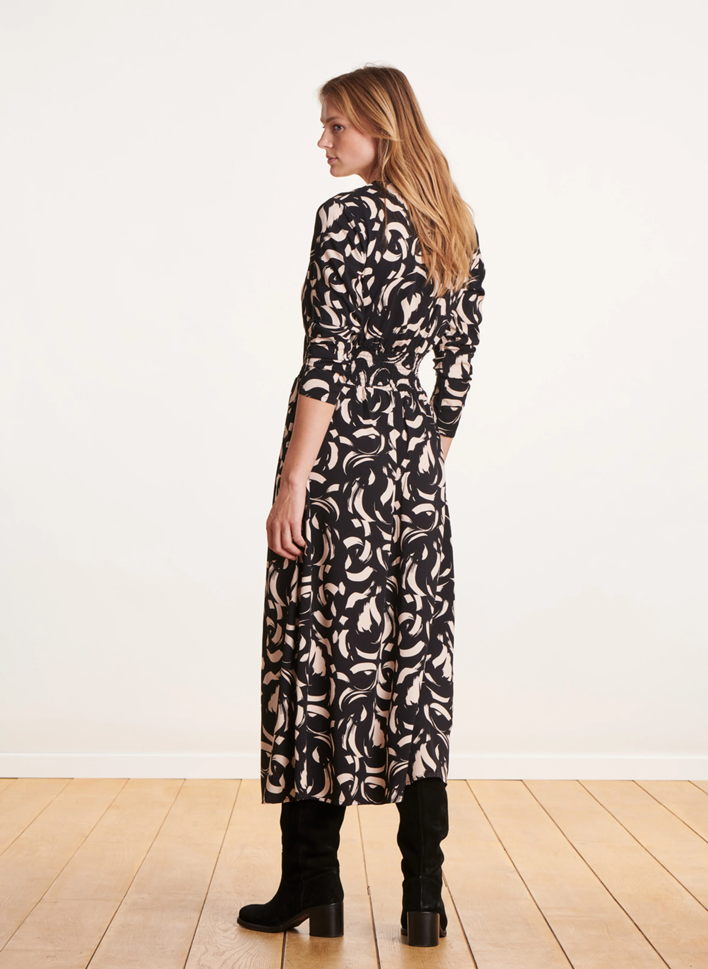 Robe longue droite à col V | Noir