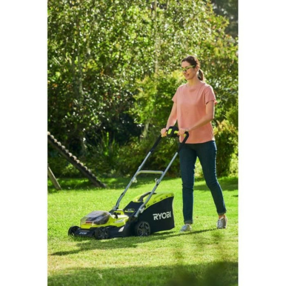 Tondeuse a gazon hybride 36v lithiumplus coupe 37cm - 2 batteries 5,0 ah - 1 chargeur rapide ry18lmh37a-250