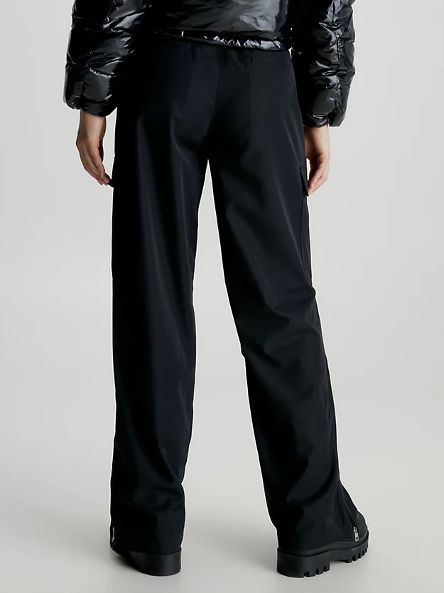 Calça cargo reta de corte relaxado
