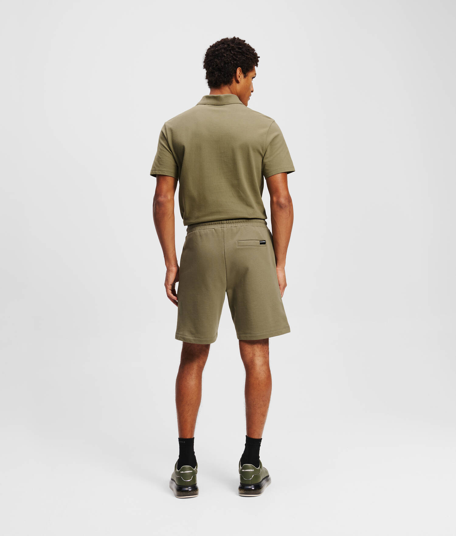 SHORT KARL KAMEO - Vert foncé