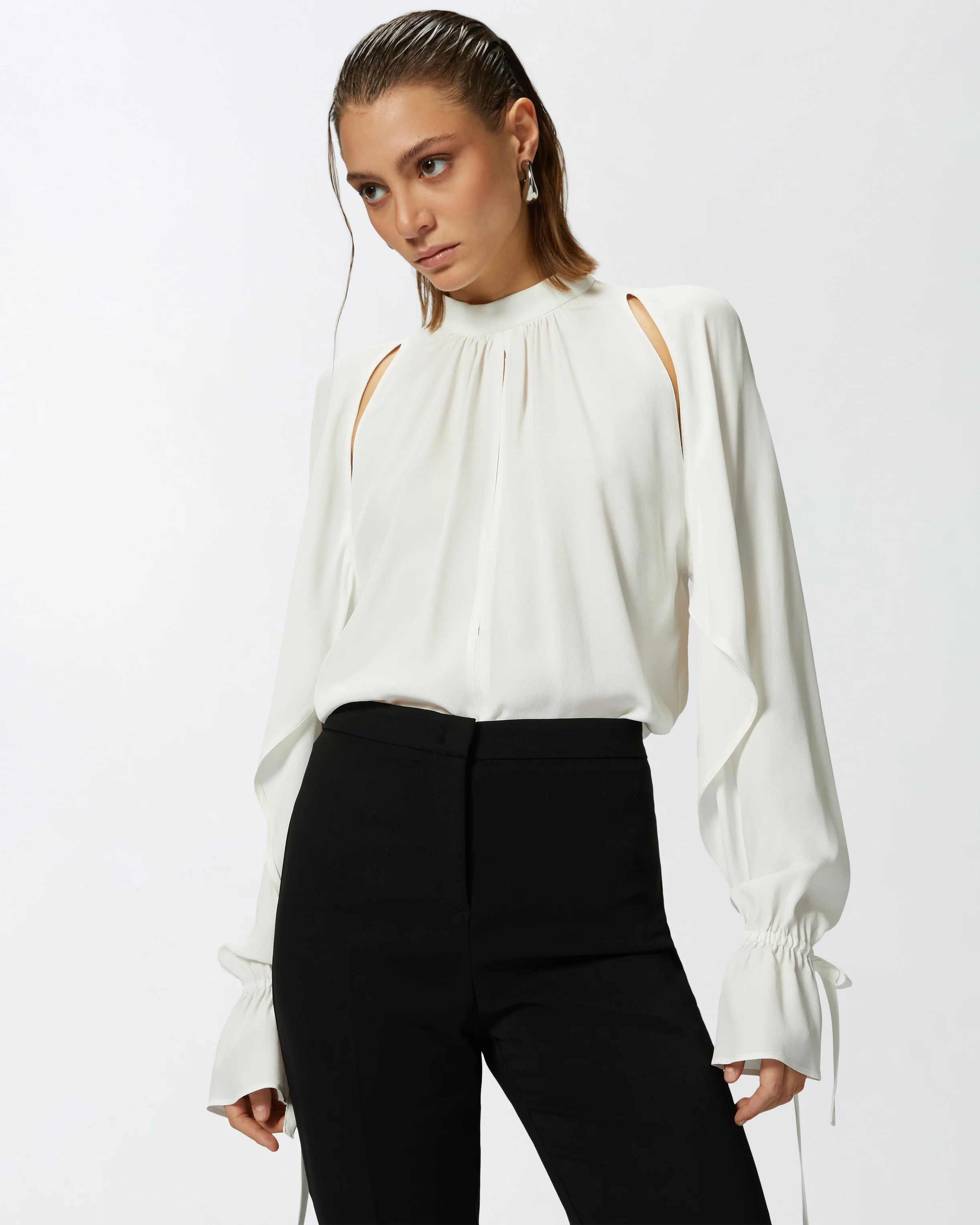 Blouse mélangée à manches volantées | Blanc