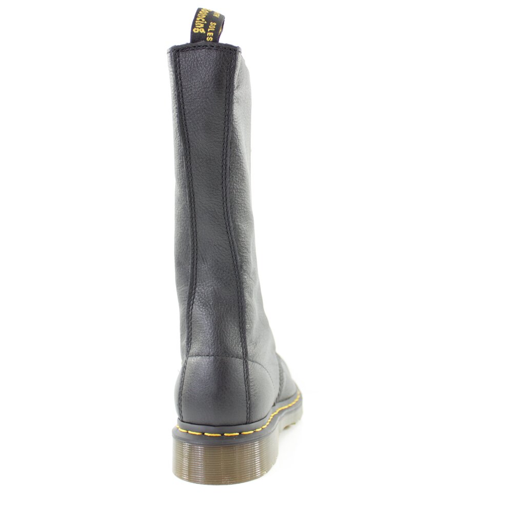 Dr. Martens Stiefel
