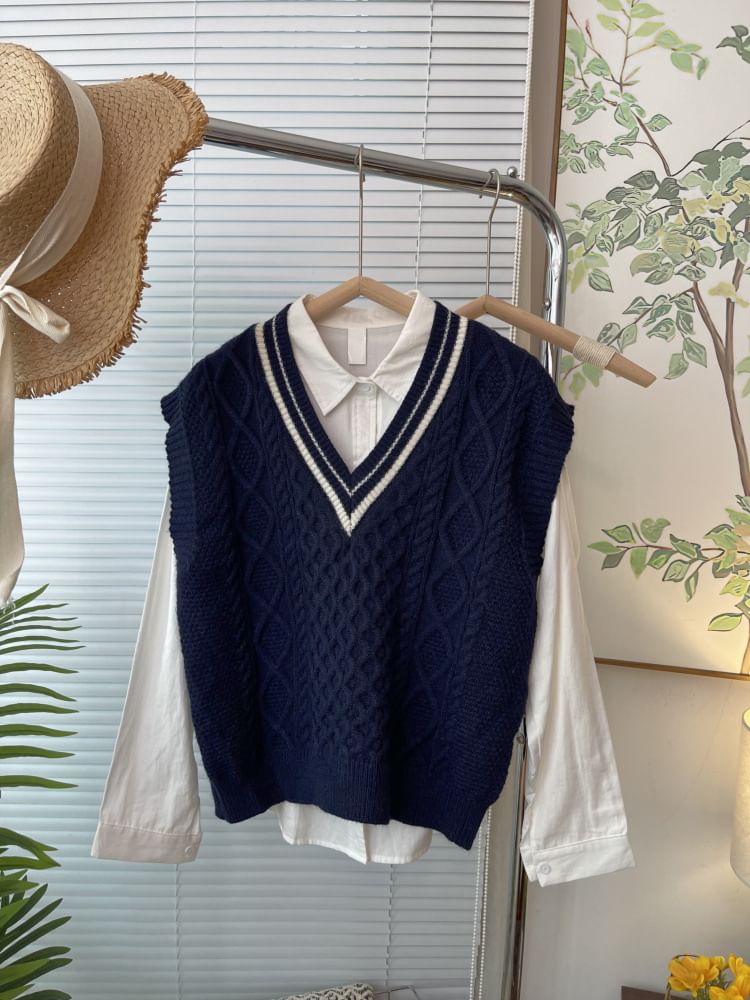 Kawaii Fairyland - V-hals kabelgebreid vest