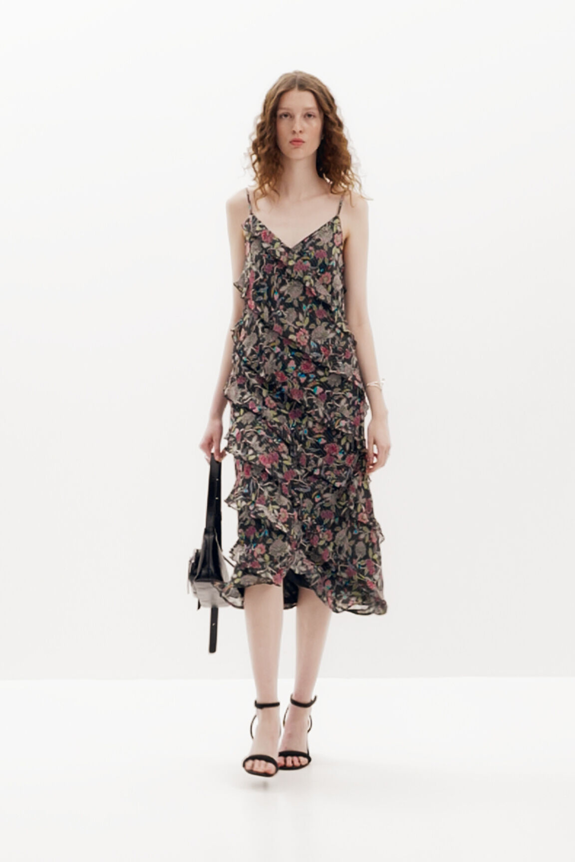 vestido midi com babados