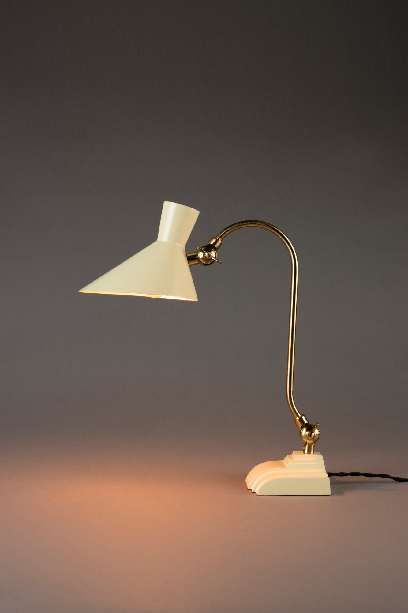 Dutchbone tafellamp Gaia Dutchbone Gaia Tafellamp