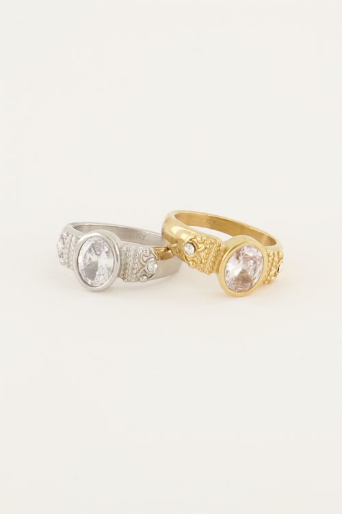 Ice cubes ring