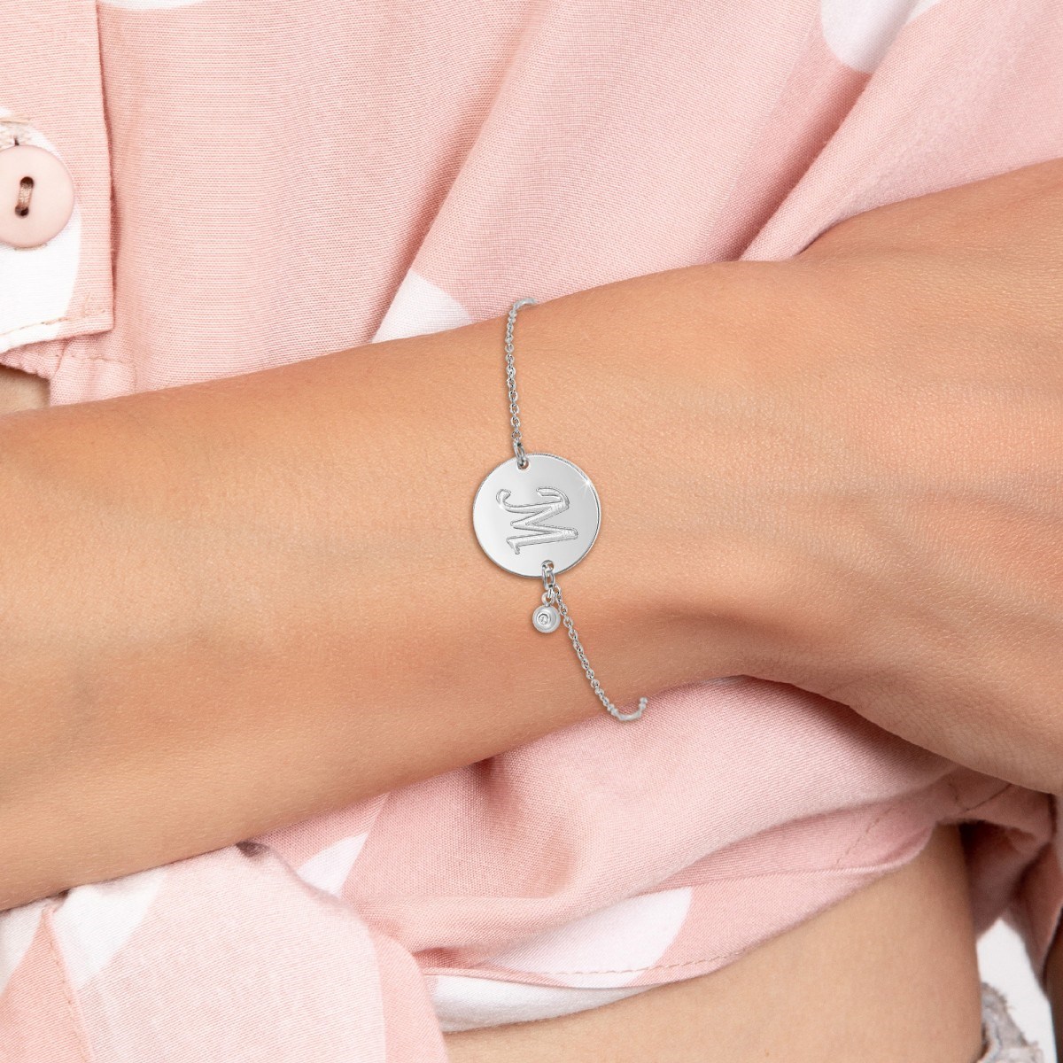 Bracelet lettre M en acier inoxydable SC Crystal orné d'un véritable diamant blanc