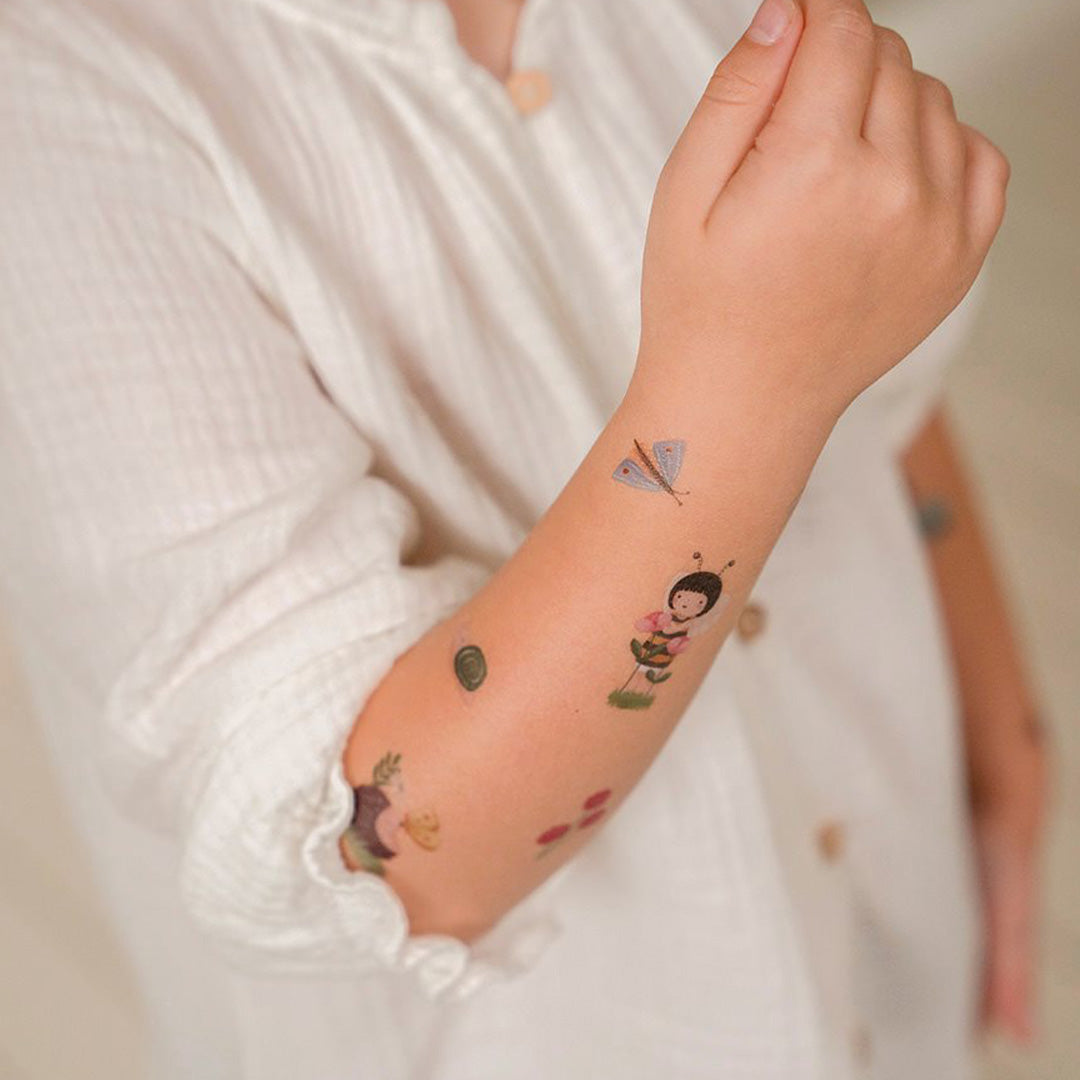 Little dutch tattoo's rosa and friends
