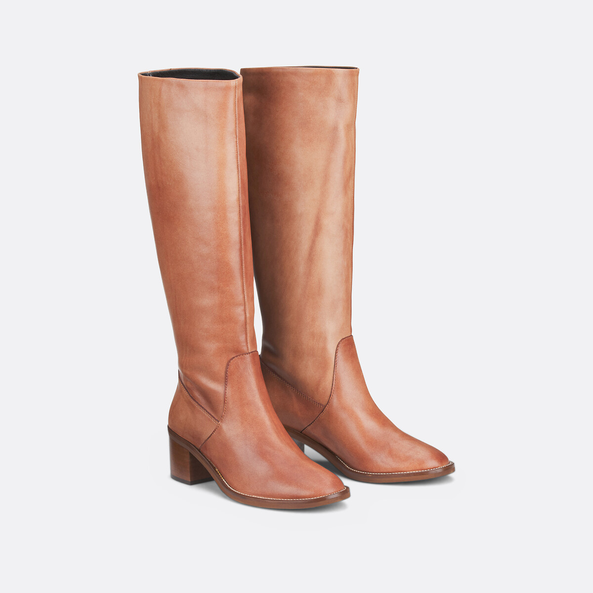 JONAK<br>Botas de couro Mameli com salto