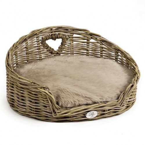 Cesta favorita do Kubu, marrom.