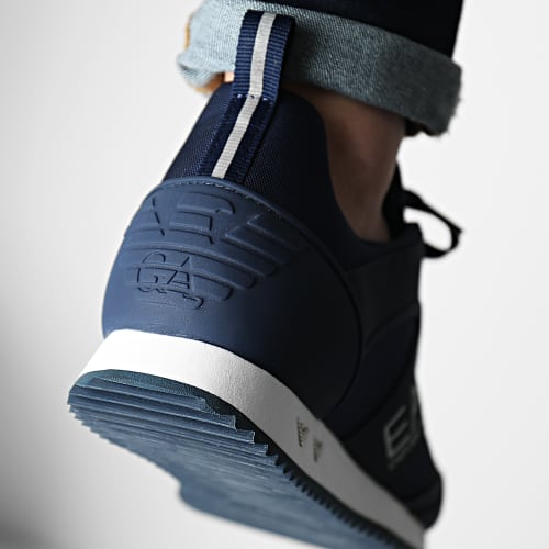 Baskets X8X027-XK219 Navy White Silver
