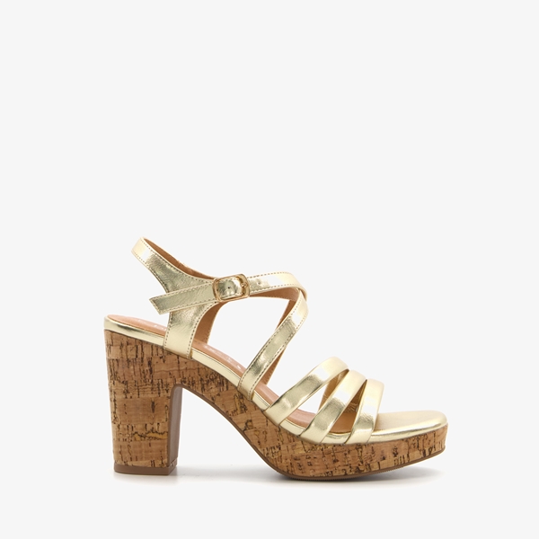 Blue Box dames sandalen met kurk hak goud