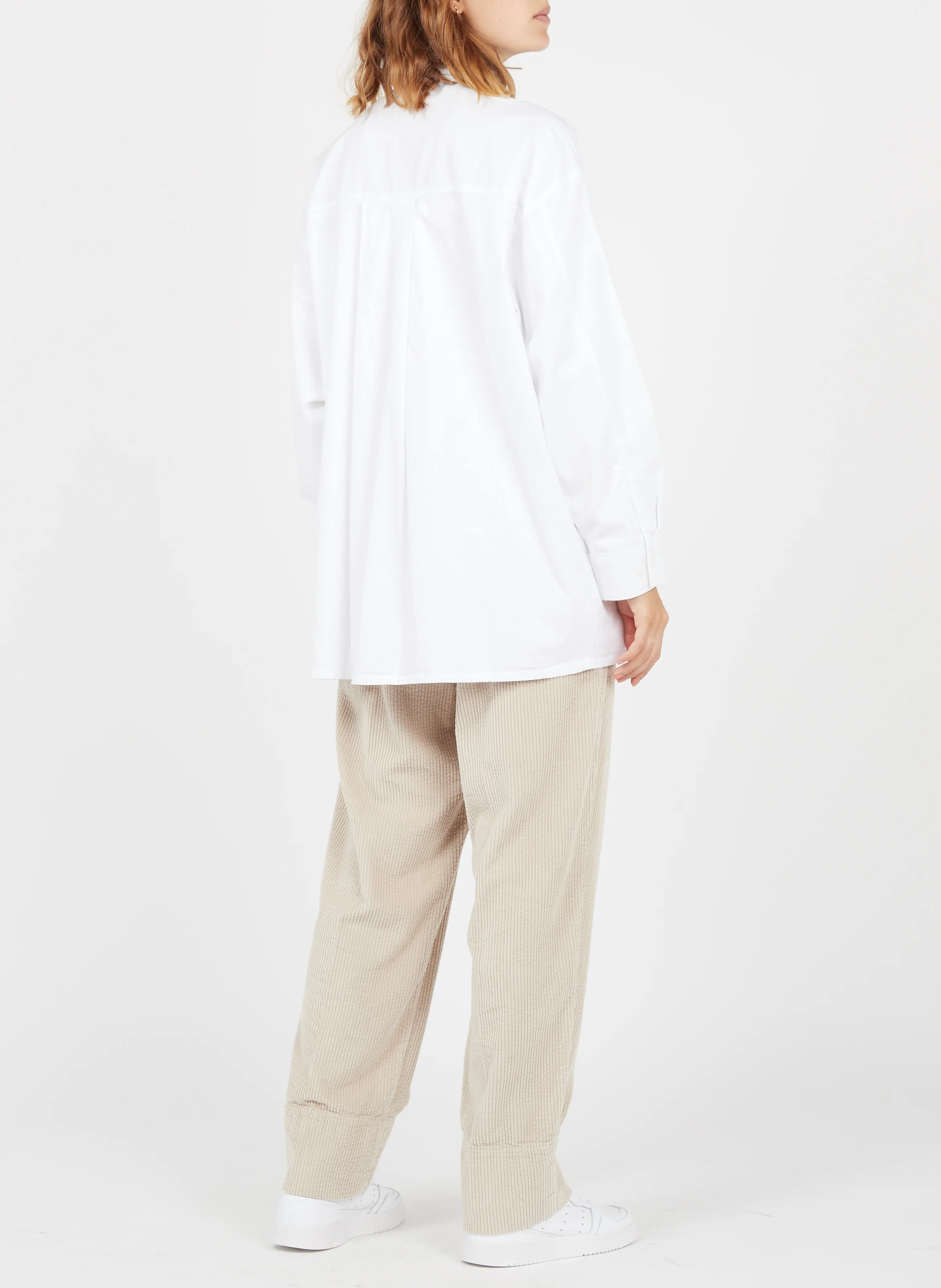 PADOW - Pantalon large taille haute en velours côtelé | Beige