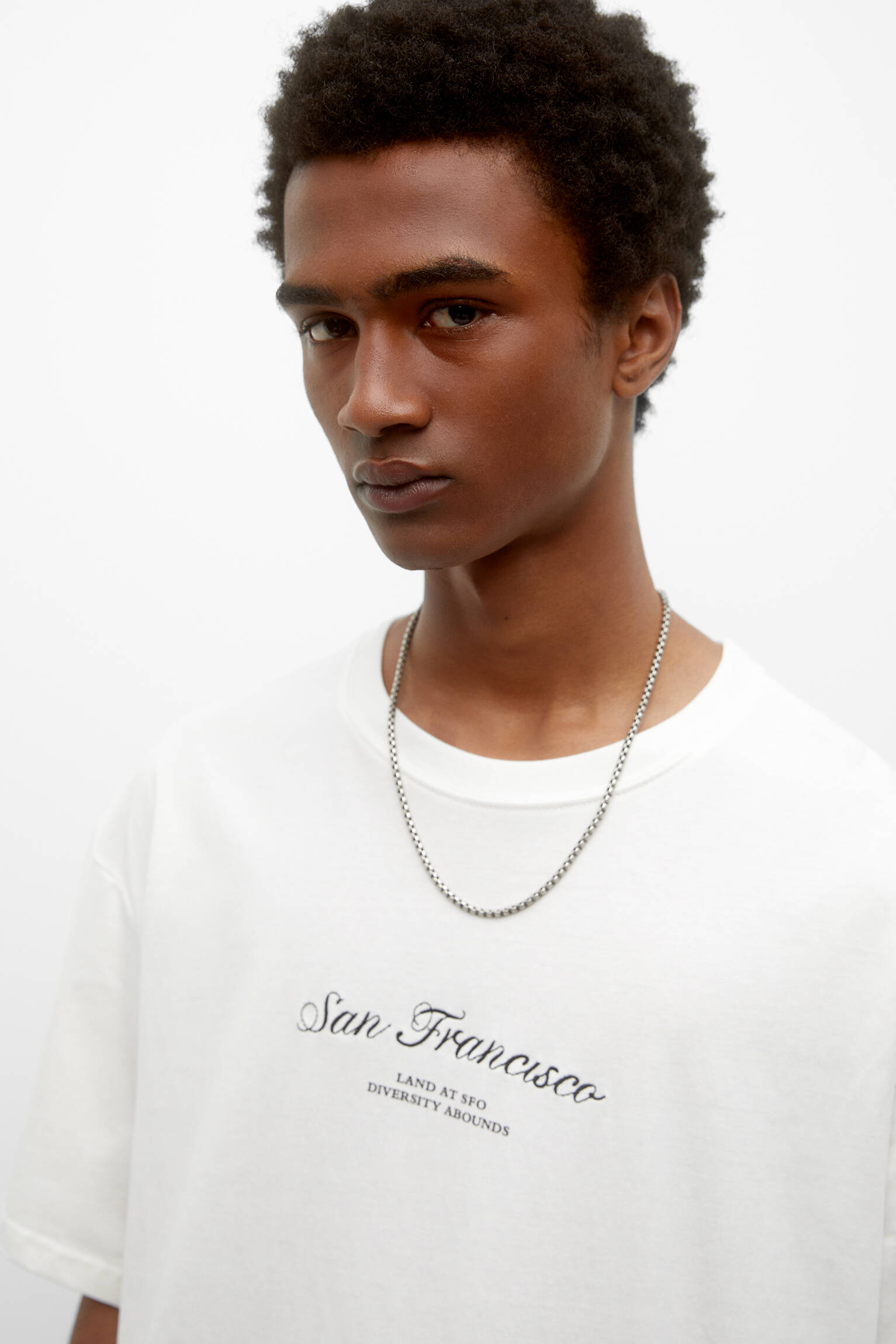 CAMISETA BORDADA SAN FRANCISCO - BRANCA OFF-WHITE