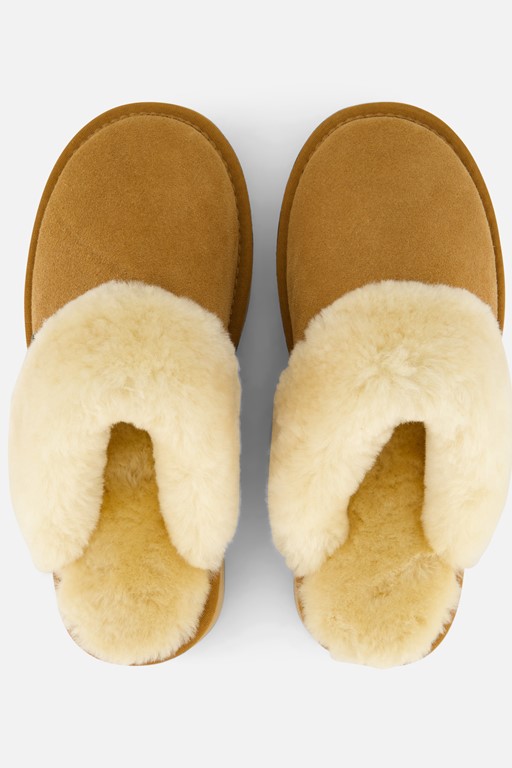Warmbat Flurry Plateau Pantoffels cognac Suede