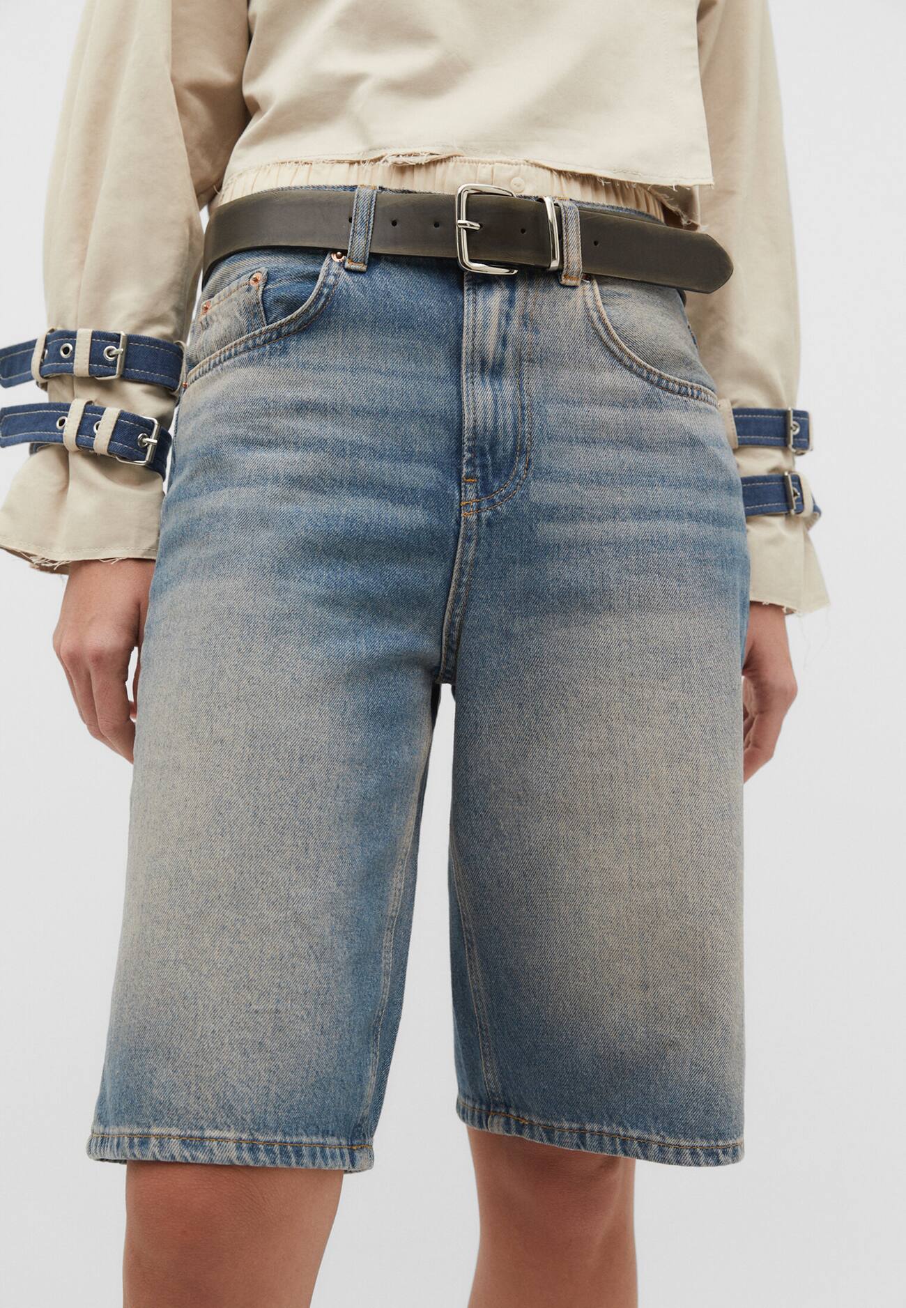Bermuda jeans