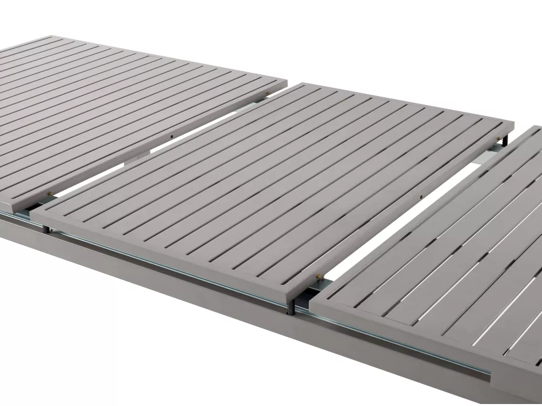 Table de jardin extensible en aluminium L.180/240cm - Taupe - NAURU de MYLIA