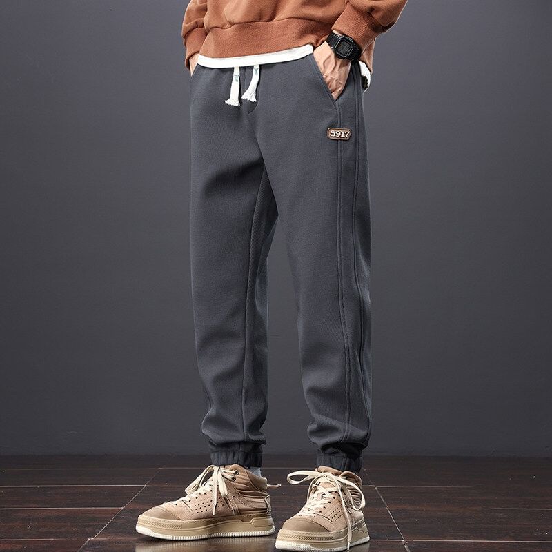 Ayuyel - Joggingbroek met trekkoord en letters